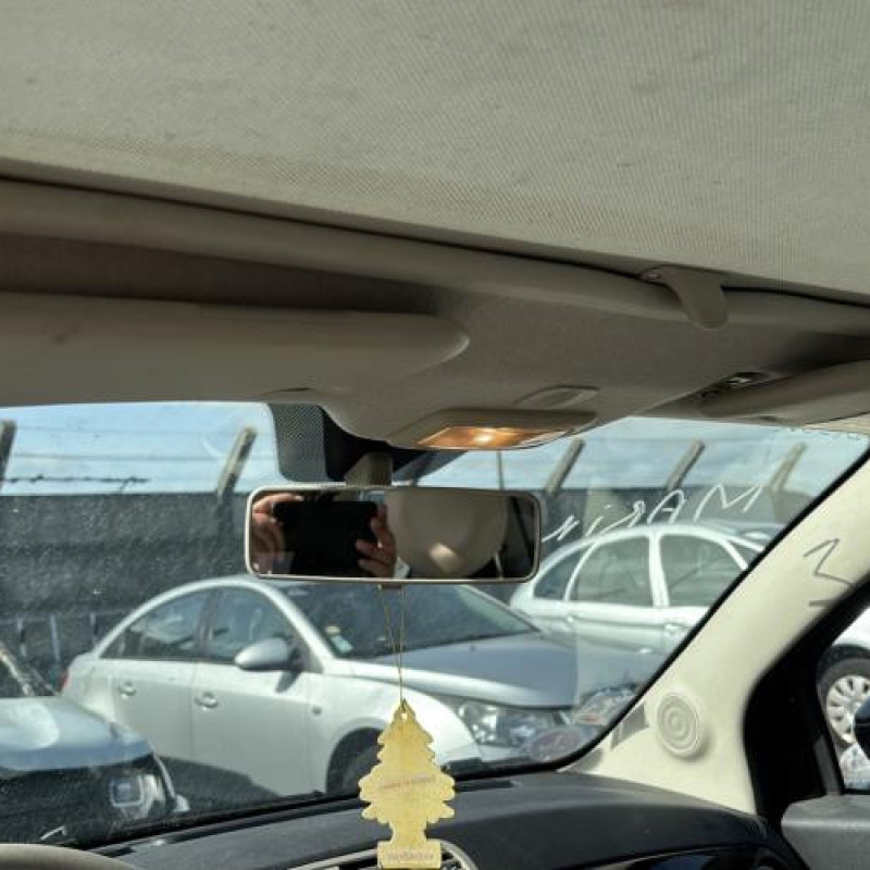 Attache ceinture avant gauche FIAT 500 2 Photo n°16