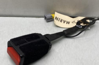 Attache ceinture avant droit PEUGEOT 2008 1