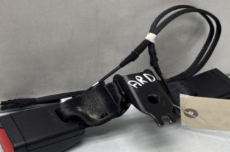 Attache ceinture arriere droit PEUGEOT 208 2 Photo n°1