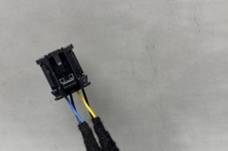 Attache ceinture arriere droit PEUGEOT 208 2