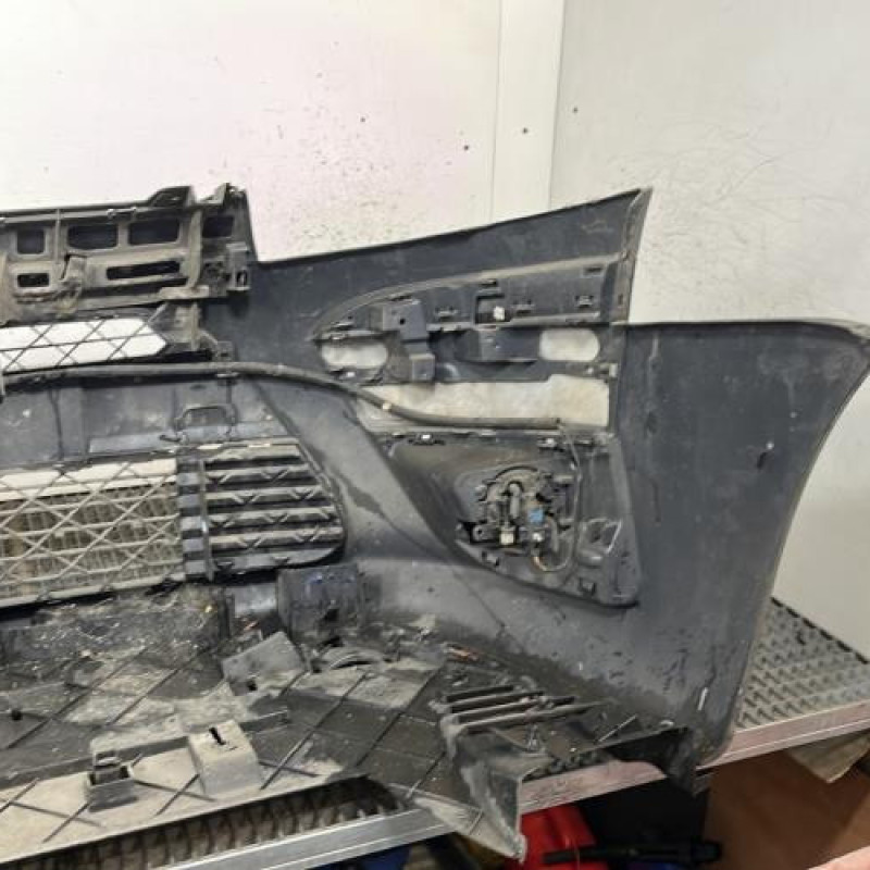 Pare choc avant CITROEN C4 PICASSO 1 Photo n°4