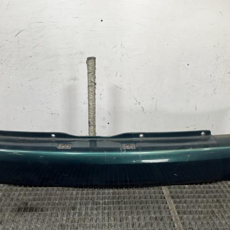 Pare choc arriere VOLKSWAGEN POLO 3 Photo n°1