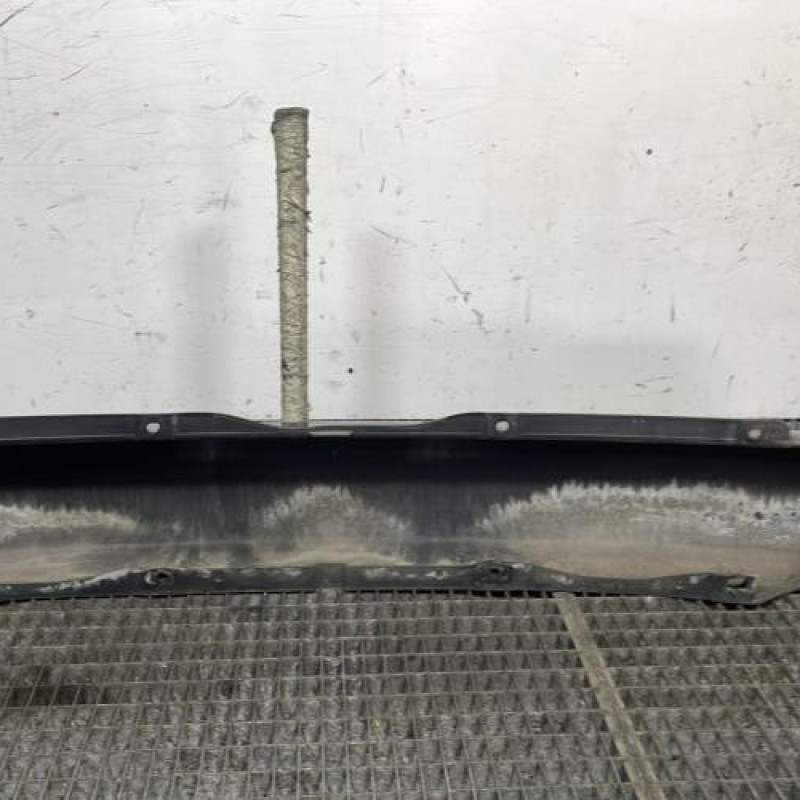 Pare choc arriere VOLKSWAGEN POLO 3 Photo n°5