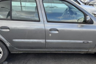 Pare choc avant RENAULT CLIO 2