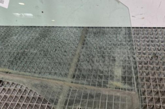 Vitre avant droit FORD FIESTA 5