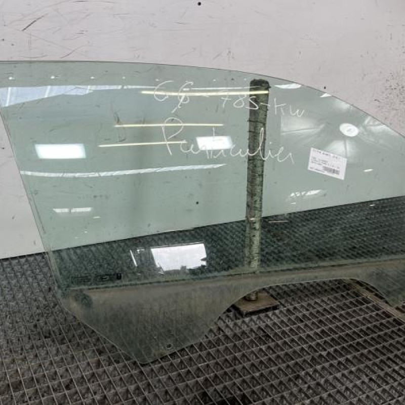 Vitre avant droit FORD FIESTA 5 Photo n°3