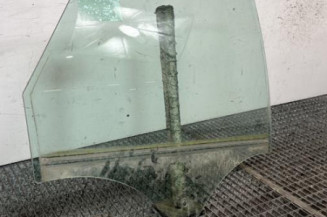 Vitre arriere droit FORD MONDEO 3