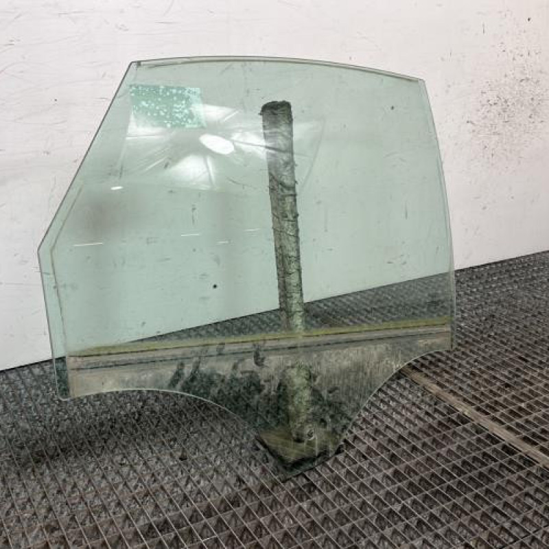 Vitre arriere droit FORD MONDEO 3 Photo n°3