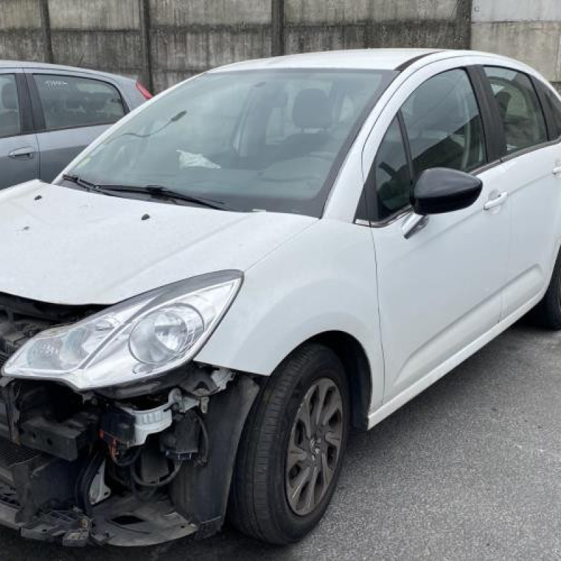 Vitre avant droit CITROEN C3 2 Photo n°5