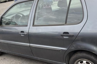 Vitre avant droit VOLKSWAGEN POLO 3