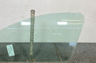 Vitre avant gauche PEUGEOT 206 Photo n°1