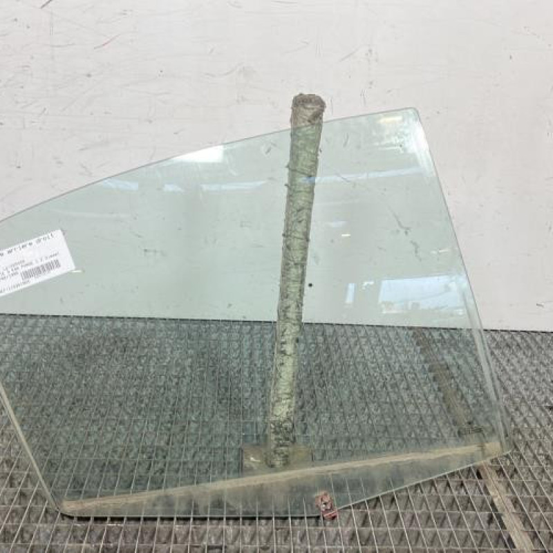 Vitre arriere droit BMW SERIE 3 E46 Photo n°1