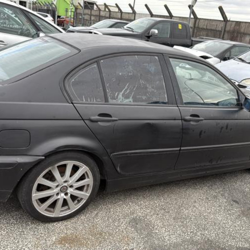 Vitre avant droit BMW SERIE 3 E46 Photo n°11