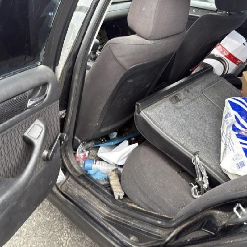 Vitre avant droit BMW SERIE 3 E46 Photo n°19