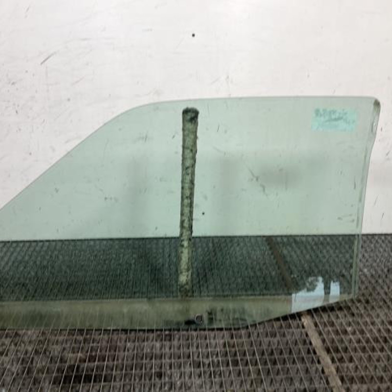 Vitre avant droit CITROEN SAXO Photo n°4