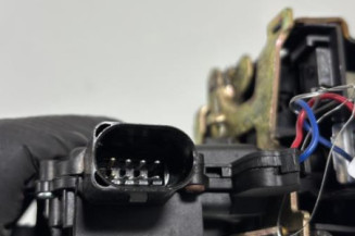 Serrure avant gauche VOLKSWAGEN GOLF 4