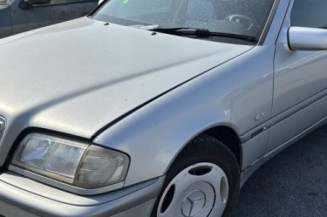 Serrure avant gauche MERCEDES CLASSE C 202