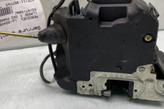 Serrure avant gauche MERCEDES CLASSE C 203