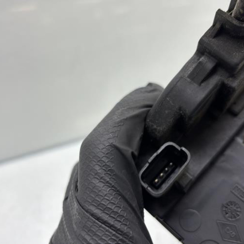 Serrure avant gauche RENAULT CLIO 3 Photo n°6