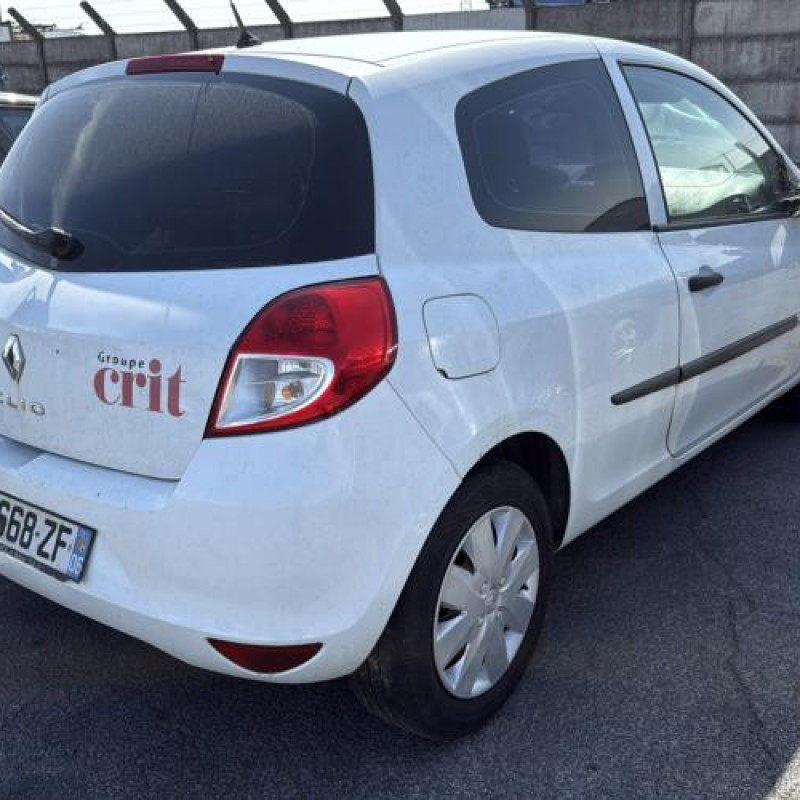 Serrure avant gauche RENAULT CLIO 3 Photo n°11