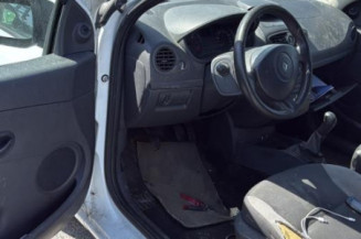 Serrure avant gauche RENAULT CLIO 3