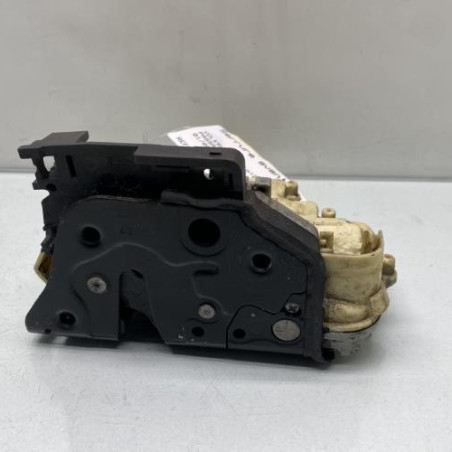 Serrure avant gauche VOLKSWAGEN PASSAT 7 Photo n°1