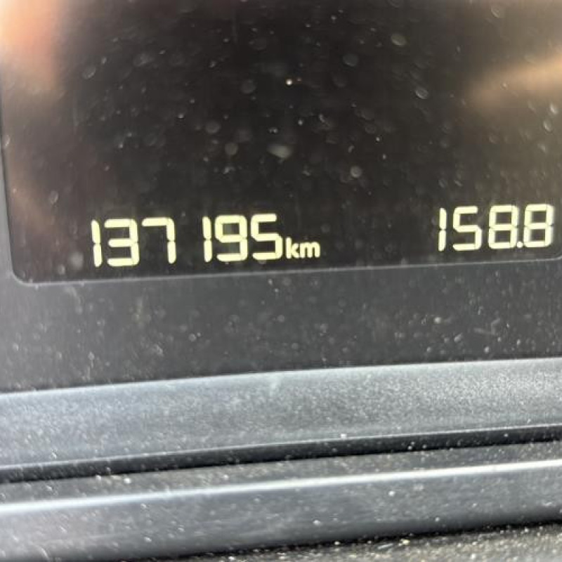 Attache ceinture arriere gauche PEUGEOT 308 2 Photo n°5