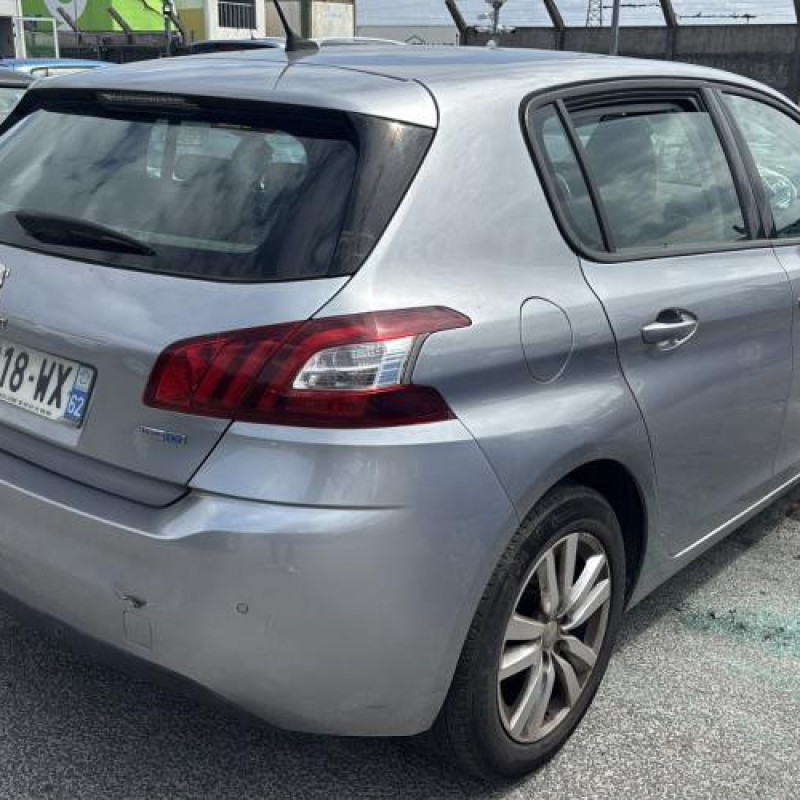 Attache ceinture arriere gauche PEUGEOT 308 2 Photo n°8