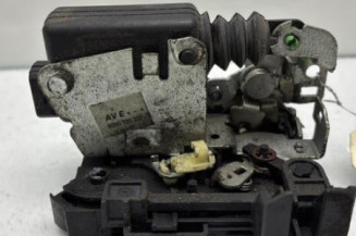 Serrure avant gauche DACIA SANDERO 1 Photo n°1