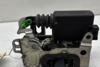 Serrure avant gauche DACIA SANDERO 1