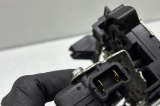 Serrure avant gauche DACIA SANDERO 1