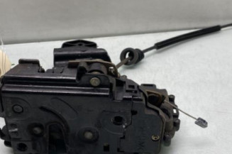 Serrure avant gauche VOLKSWAGEN GOLF 4