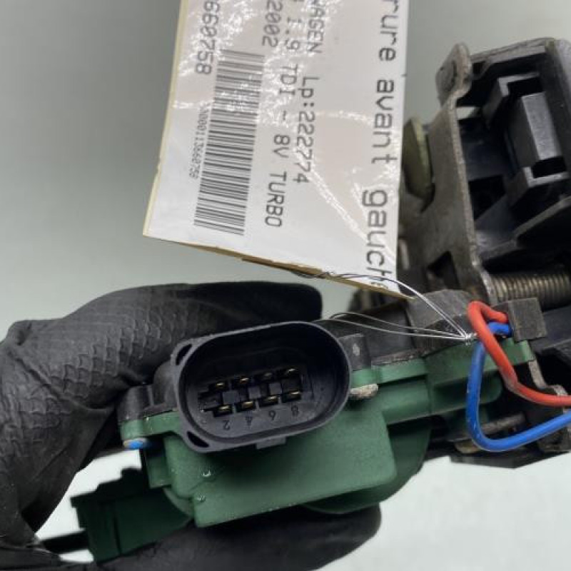 Serrure avant gauche VOLKSWAGEN GOLF 4 Photo n°5