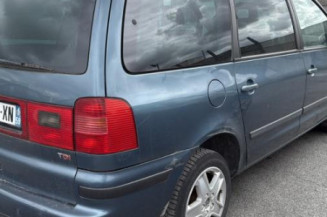 Serrure avant droit VOLKSWAGEN SHARAN 1