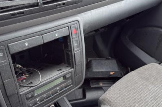 Serrure avant droit VOLKSWAGEN SHARAN 1