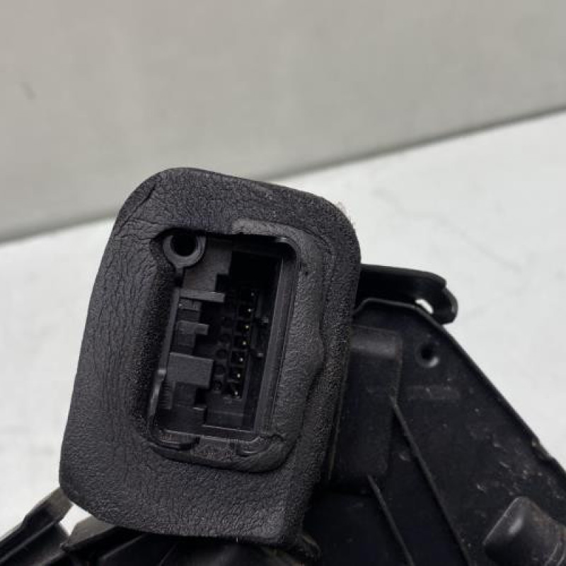 Serrure avant droit VOLKSWAGEN POLO 5 Photo n°5