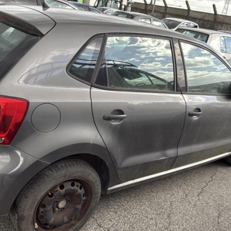 Serrure avant droit VOLKSWAGEN POLO 5 Photo n°12