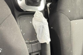 Serrure avant droit VOLKSWAGEN POLO 5