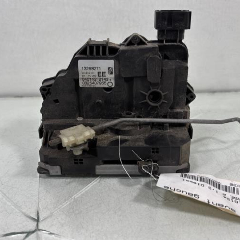 Serrure avant gauche OPEL CORSA D Photo n°1