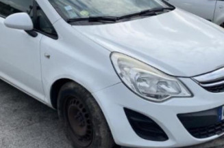 Serrure avant gauche OPEL CORSA D