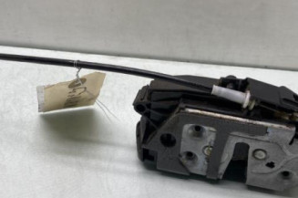 Serrure avant droit FORD FIESTA 6 Photo n°1