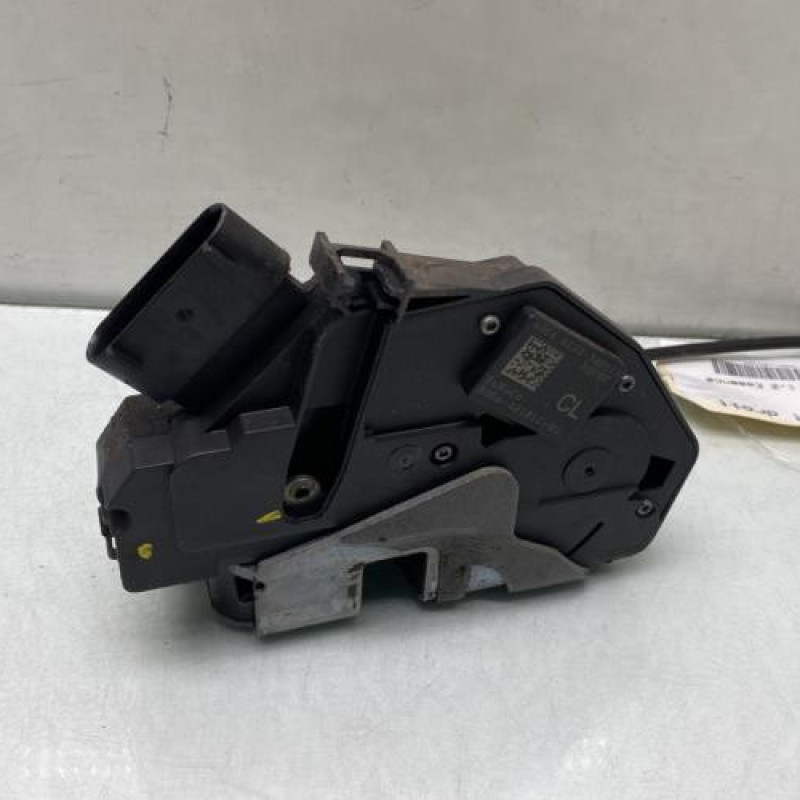 Serrure avant droit FORD FIESTA 6 Photo n°3