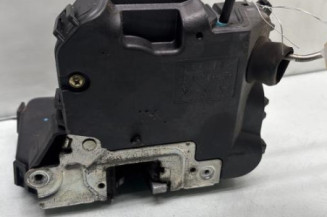 Serrure avant droit MERCEDES CLASSE C 203