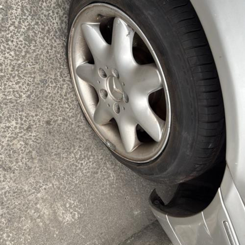 Serrure avant droit MERCEDES CLASSE C 203 Photo n°13