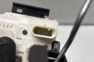 Serrure avant droit MERCEDES CLASSE C 204