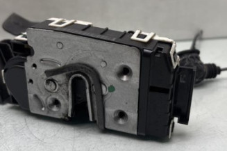 Serrure avant gauche MERCEDES CLASSE C 204 Photo n°1