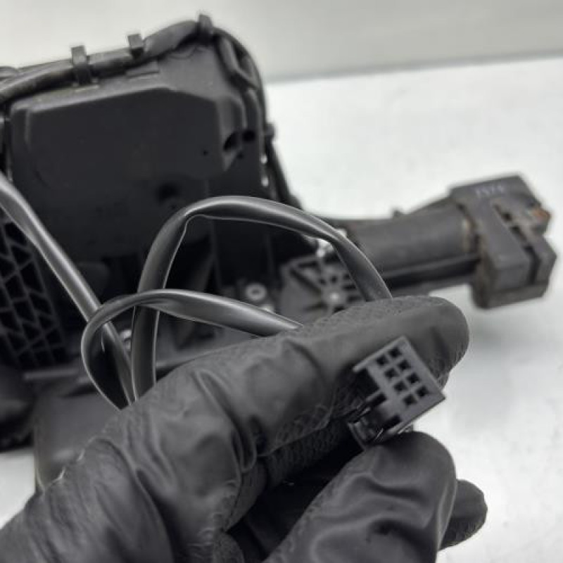 Serrure avant droit MERCEDES CLASSE CLS 219 Photo n°5