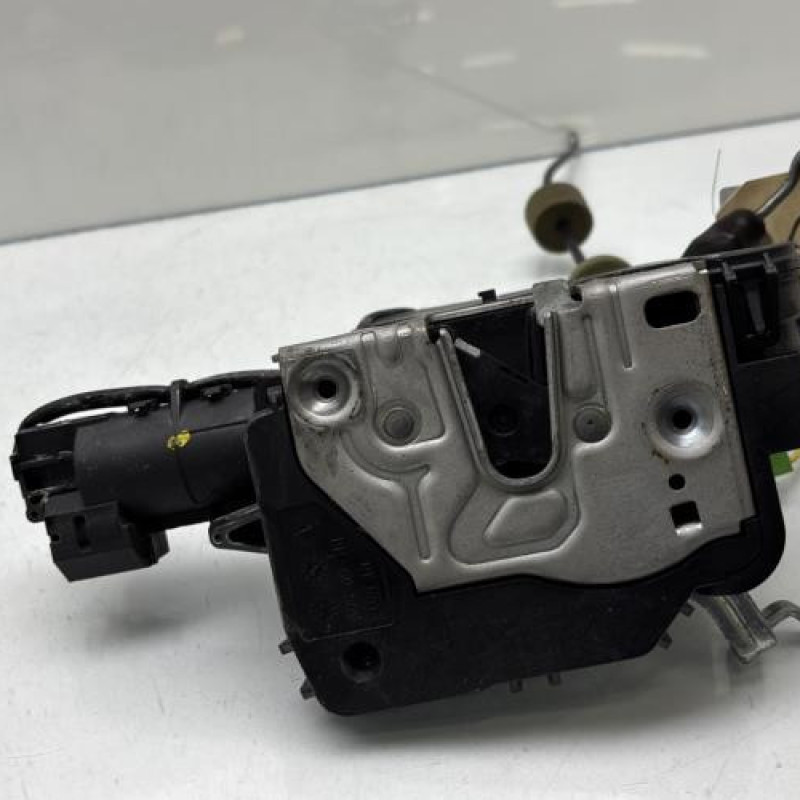 Serrure avant droit MERCEDES CLASSE CLS 219 Photo n°8