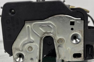 Serrure avant gauche MERCEDES CLASSE E 211