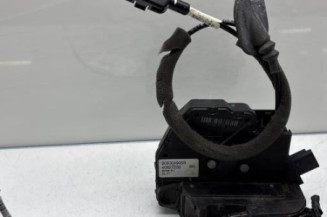 Serrure avant droit RENAULT CLIO 4 Photo n°1